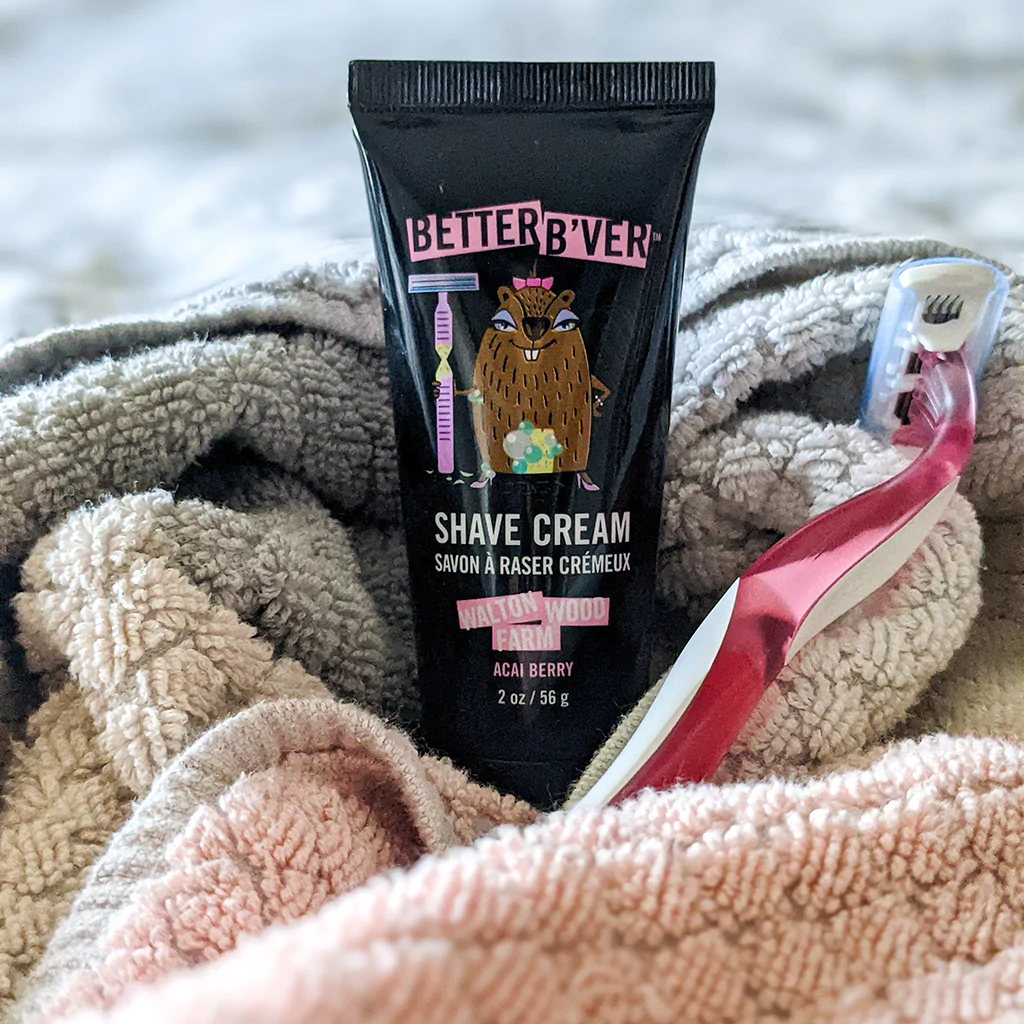 black container with picture of beaver holding a razor