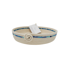 Load image into Gallery viewer, Ima Rein Maker Accessory 6&quot; base / Natural &amp; One Line Blue Coloured Thread / Classic Rope Bowls
