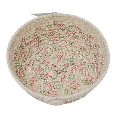 Natural colour Christmas Rope Bowl - side knot and Christmas coloured thread - top view