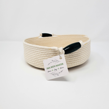 Load image into Gallery viewer, side view of rope bowl with dark green bead handles
