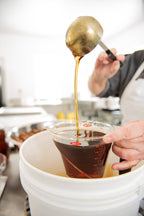 Jewels Under The Kilt 60 g box Apple Pie Pecan