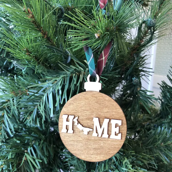 Prince Edward Island round Ornament HOME Wooden Ornaments blue ribbon