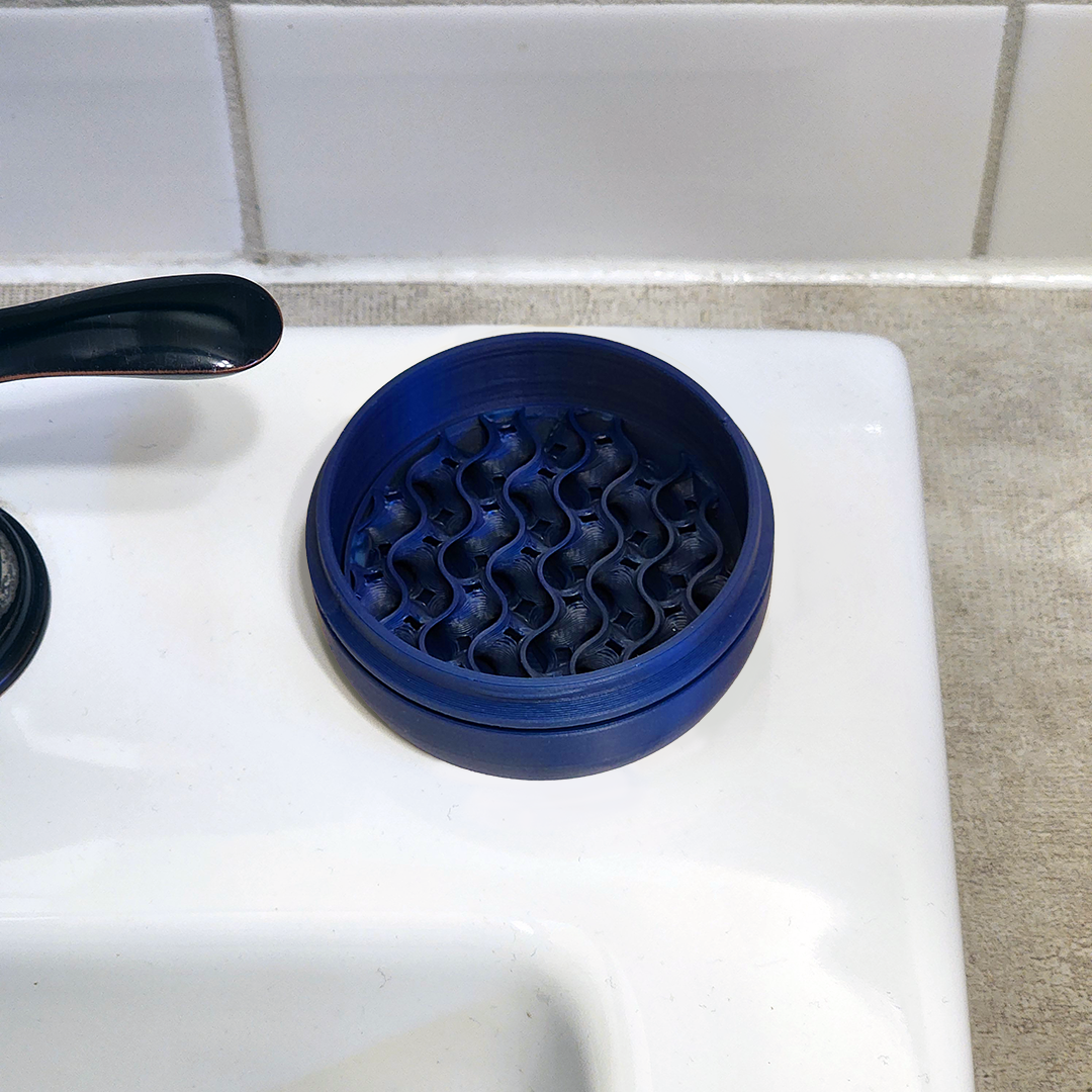 The Rogerie soap container Deep River / Round Travel Soap Case