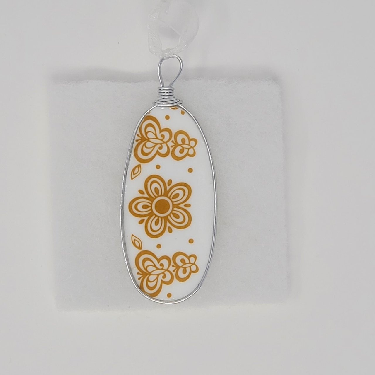 Transformed Jewelry & Design Studio Ltd Christmas ornament Upcycled Broken China Ornaments