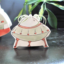 Load image into Gallery viewer, Julie Richard Accessory small UFO Ceramic Planter
