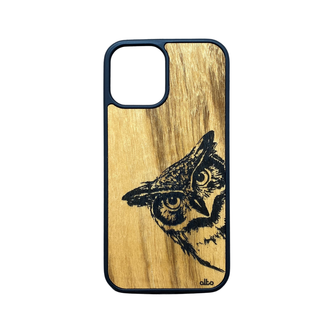 owl peeking around at you